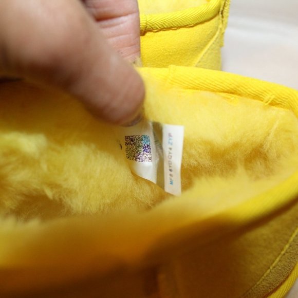 NIB UGG YOUTH 4 5 6 WOMEN'S 6 7 8 9 10 11 ULTRAMINI SUEDE SHEARLING ANKEL BOOTS - Picture 5 of 8